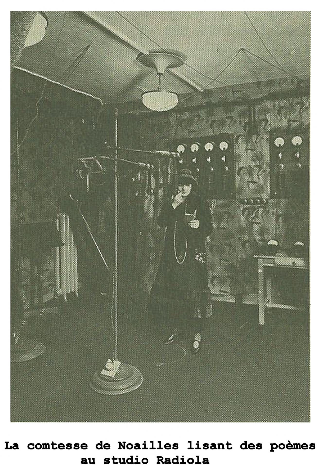 Figure 2 la comtesse de noailles au studio radiola